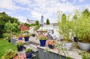 Photo 11- click for photo gallery